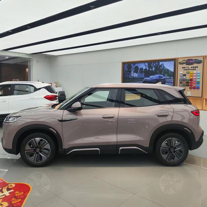 Elektrische EV-auto 2025 BYD Yuan up Elektrische auto met 401 km bereik Volledig elektrisch 1