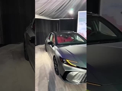 Toyota Camry 4 deuren 5 zitplaatsen sedan essentieel voor reizen Olie elektrische hybride Car Camry 2024