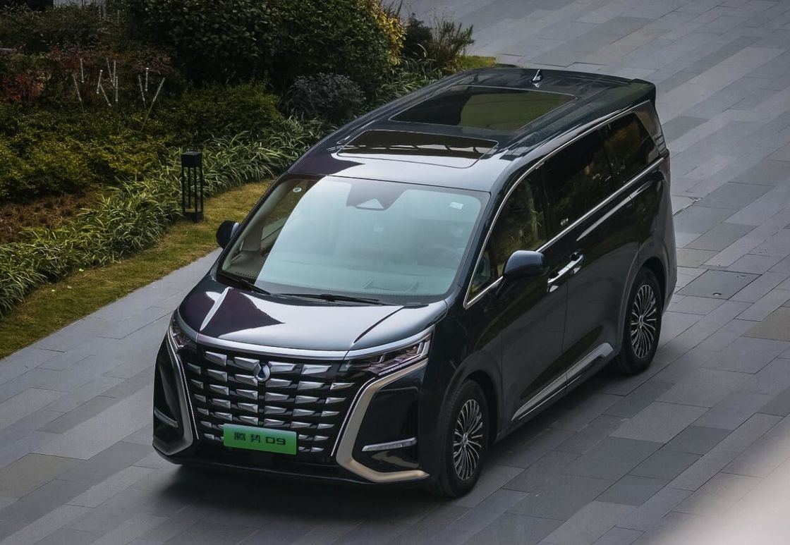 7 Seaters Middle Large Size MPV Electric Car Denza Tengshi D9 Long Range 600km