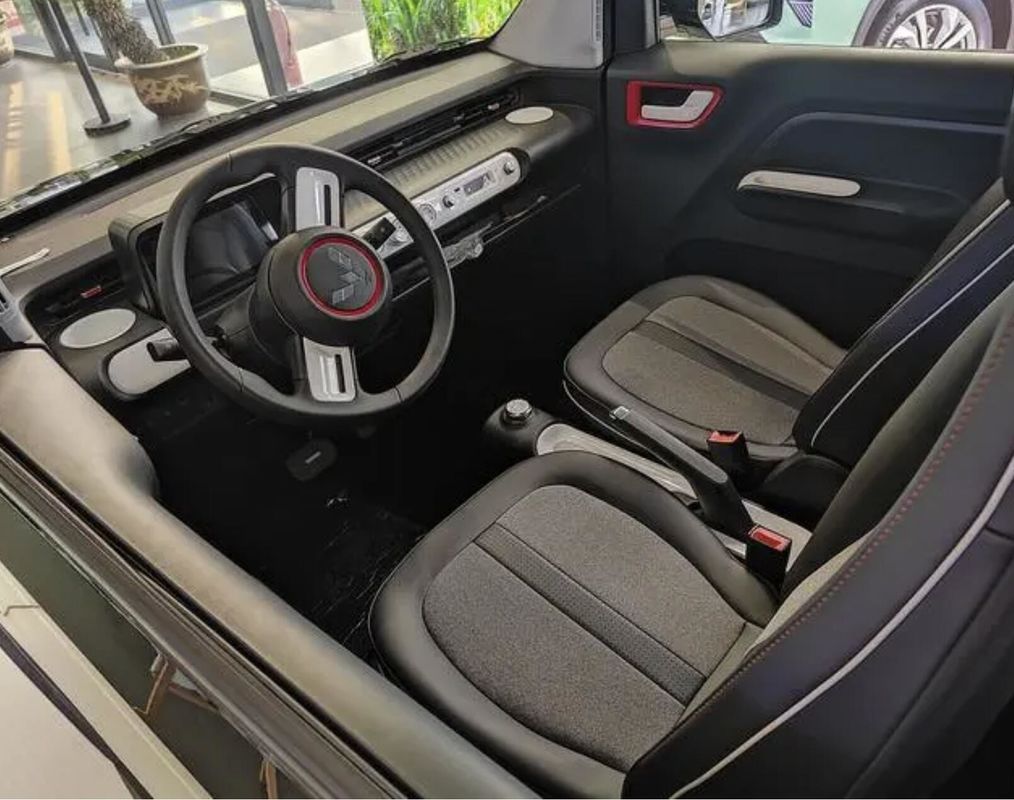 Wuling Hongguang MINI EV Car 170km 4 Seats